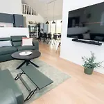 Holiday home 5 Star In