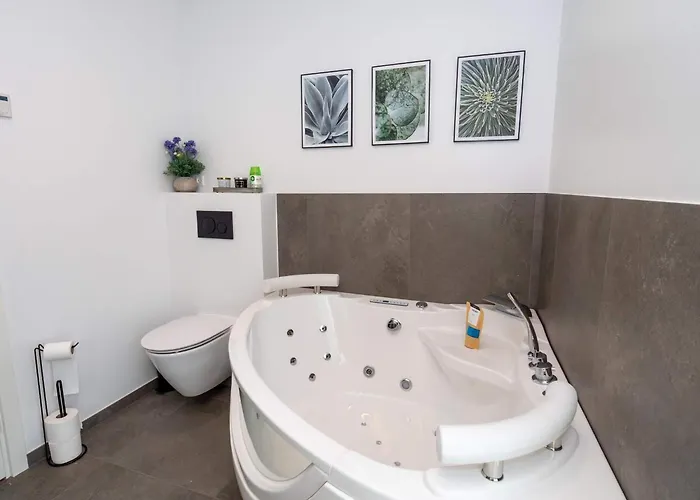 Nyaraló 5 Star In *